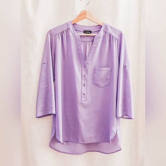 Lilac blouse with buttons - Picture 2 of 3